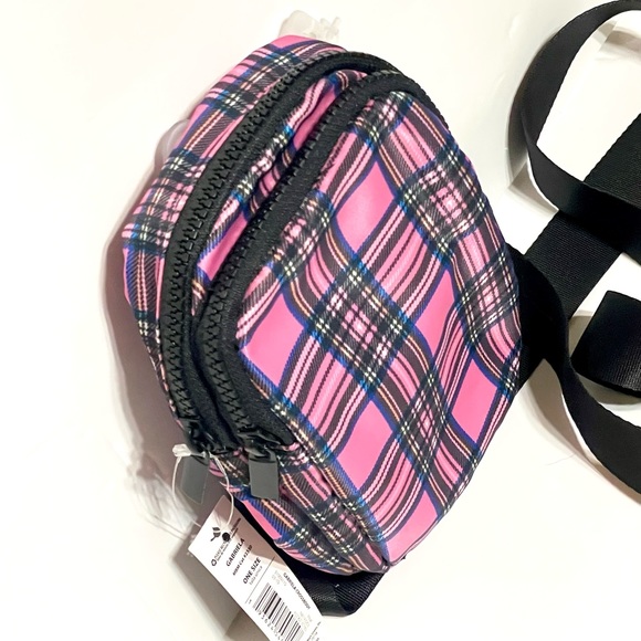 No Boundaries Plaid Crossbody Bag NWT - Picture 4 of 4